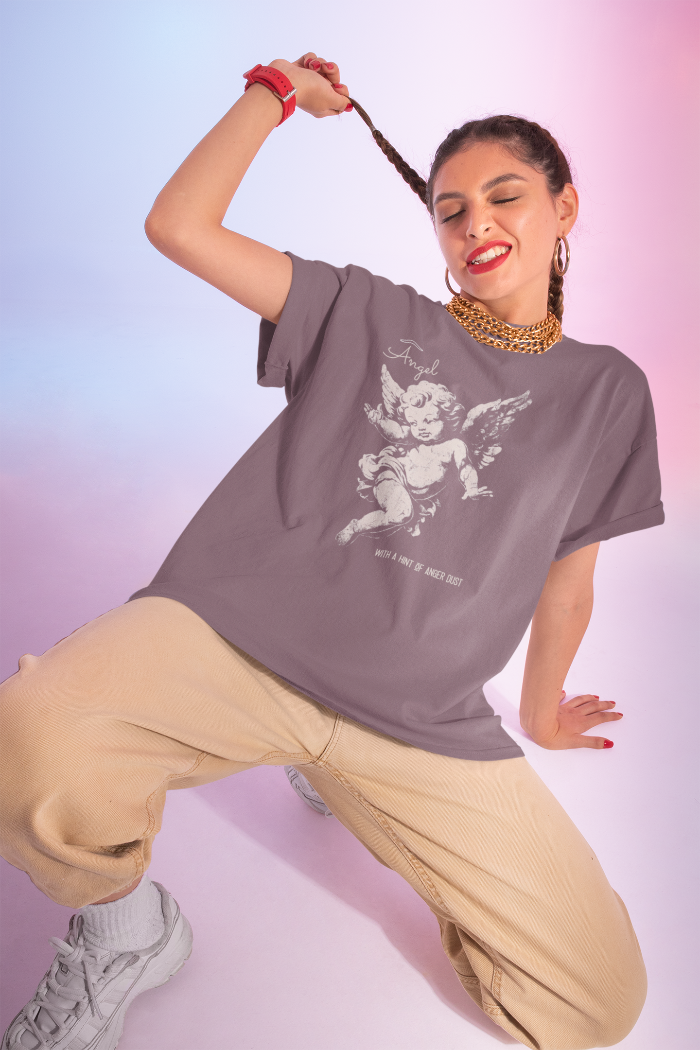 Vintage Cherub T-shirt - Classic Angel Design for Women