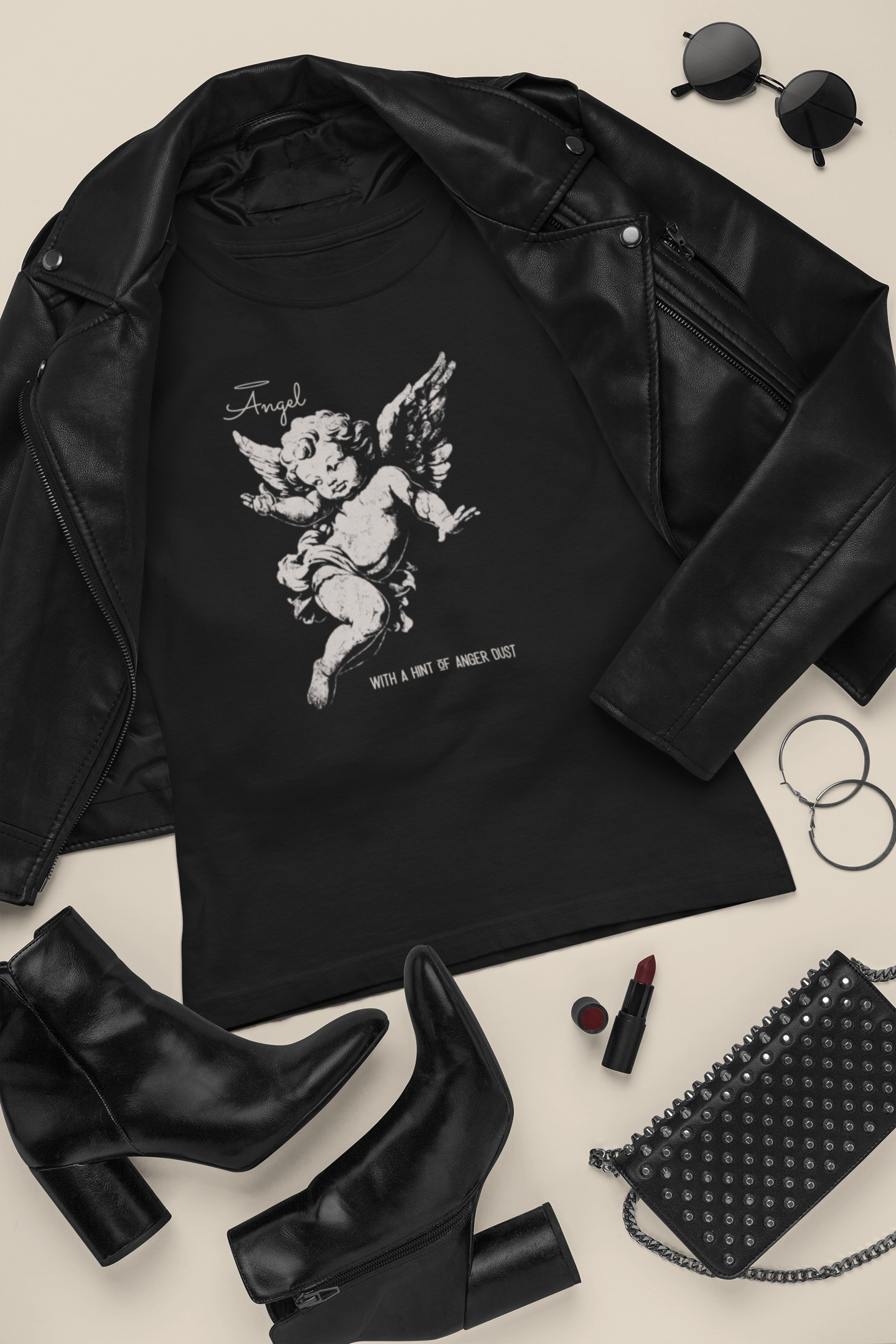 Vintage Cherub T-shirt - Classic Angel Design for Women